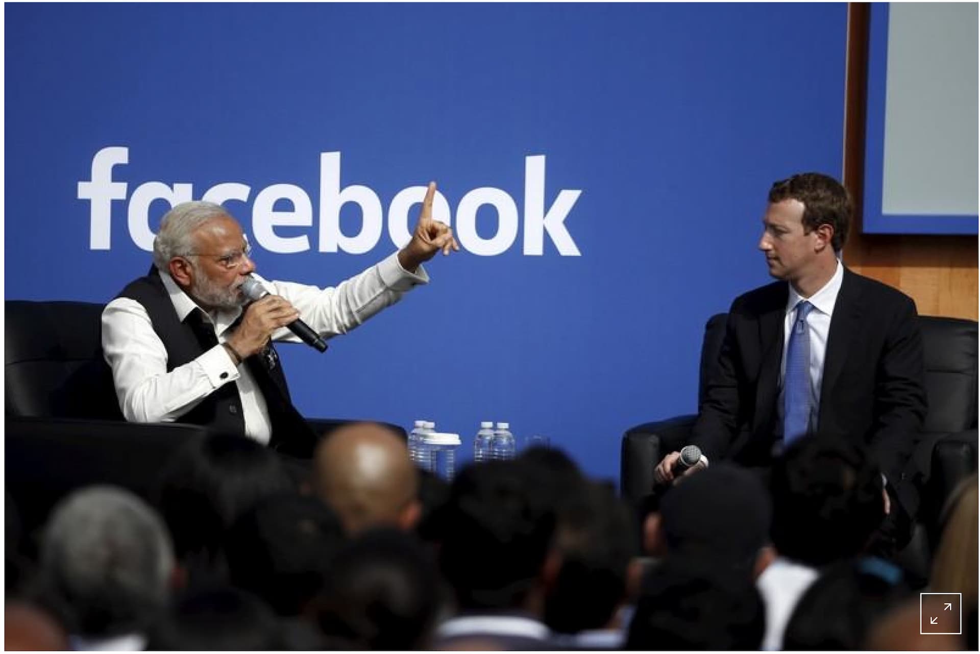 Perdana Menteri India, Narendra Modi bertemu CEO Facebook, Mark Zuckerberg di Menlo Park, California, 27 September 2015. (FOTO: REUTERS/Stephen Lam)