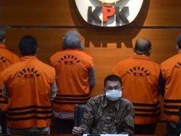 Maret Diingatkan Tak Korupsi, Eh Bulan Juli Bupati Kutai Timur Malah Terciduk
