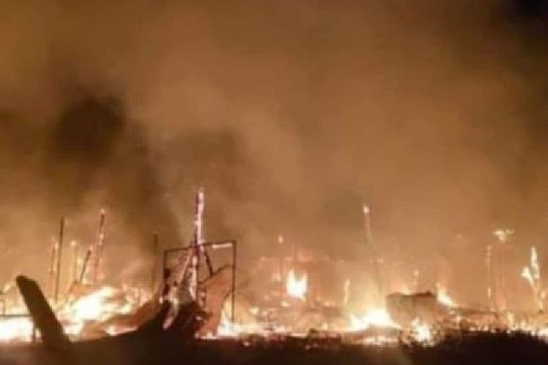 Pembakaran rumah di Dogiyai (Foto:ANTARA)
