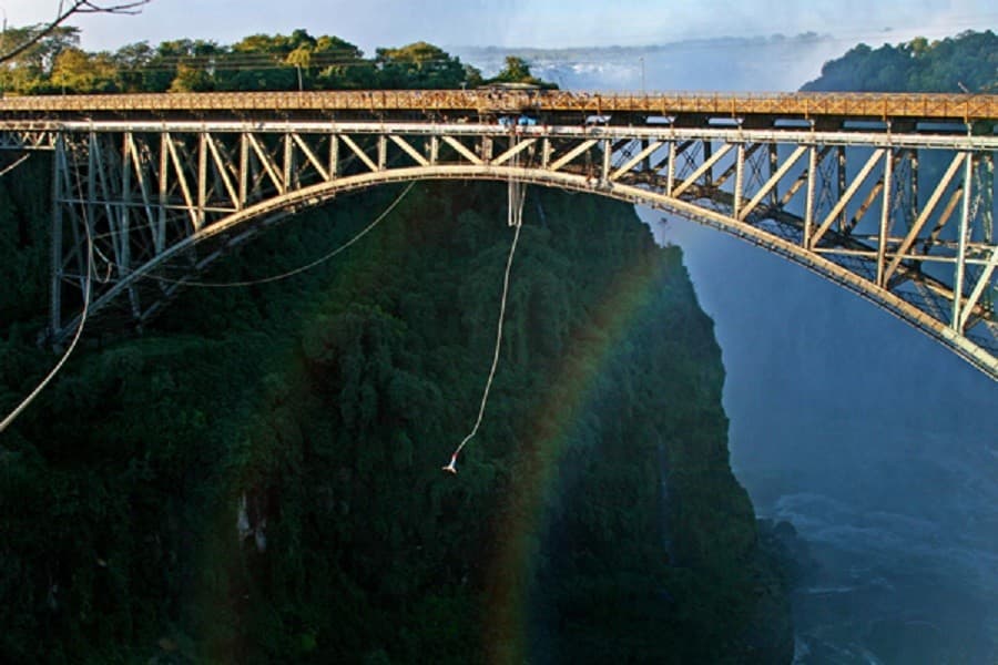 Bungee Jumping di Jembatan Victoria Falls (Foto:Istimewa)