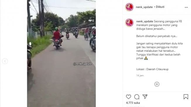 Jenazah Dibawa Naik Motor (Foto:Istimewa)