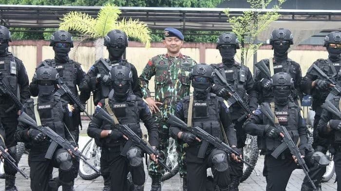 Brimob (Foto: Istimewa)