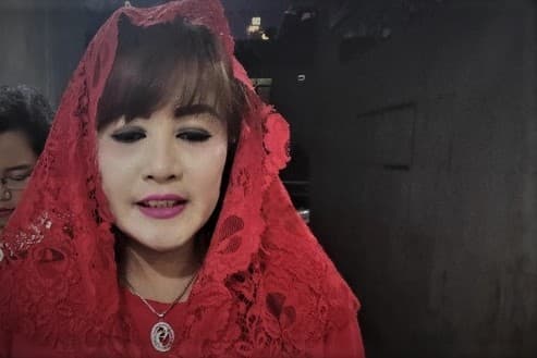 Dewi Tanjung - Politisi PDIP (Foto: Istimewa)