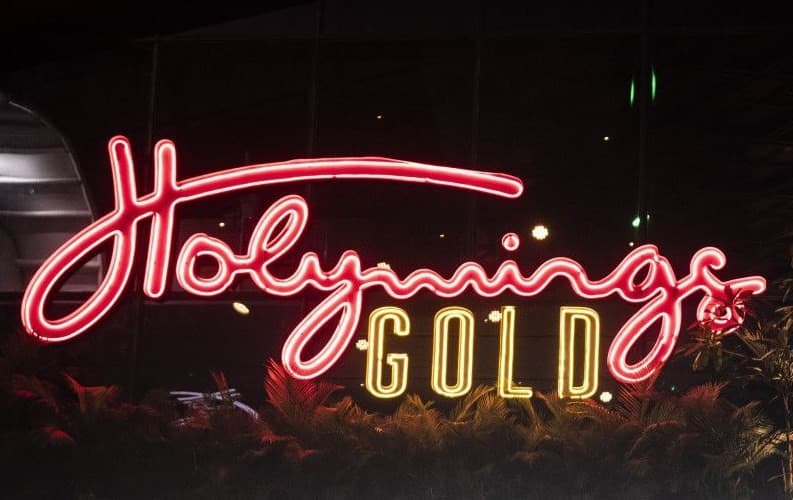 Seluruh outlet Holywings di Jakarta resmi dicabut izin usahanya. (Foto: ANTARA) 