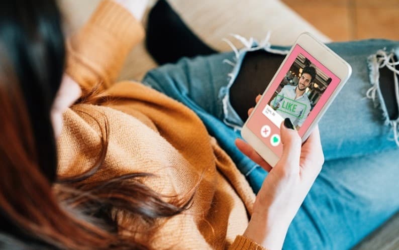 Ilustrasi penipuan kencan online