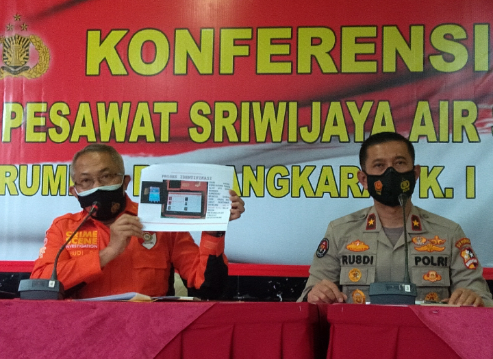 Konferensi pers tim DVI Polri terkait dengan identifikasi korban Sriwijaya Air SJ-182 (Foto: Hastina/REQnews)