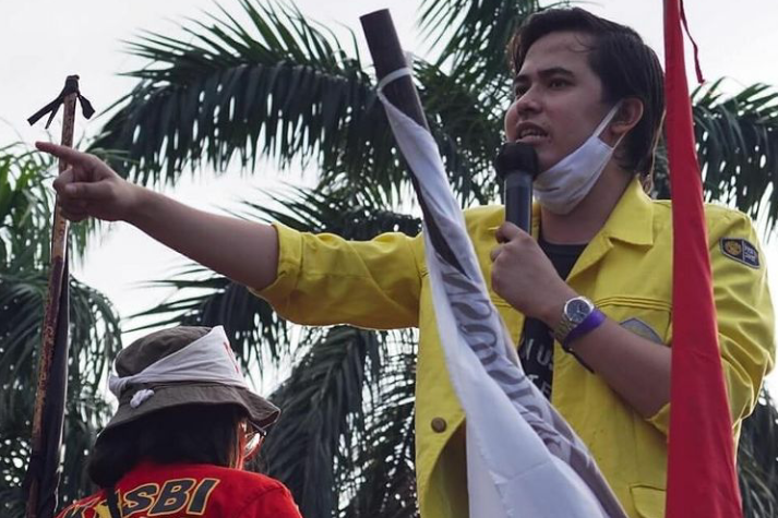 Ketua Badan Eksekutif Mahasiswa (BEM) Universitas Indonesia (UI), Leon Alvinda Putra (Foto: Instagram Leon)