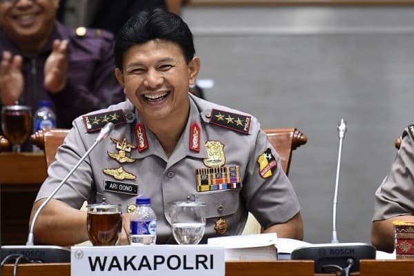 Plt Kapolri Komjen Ari Dono