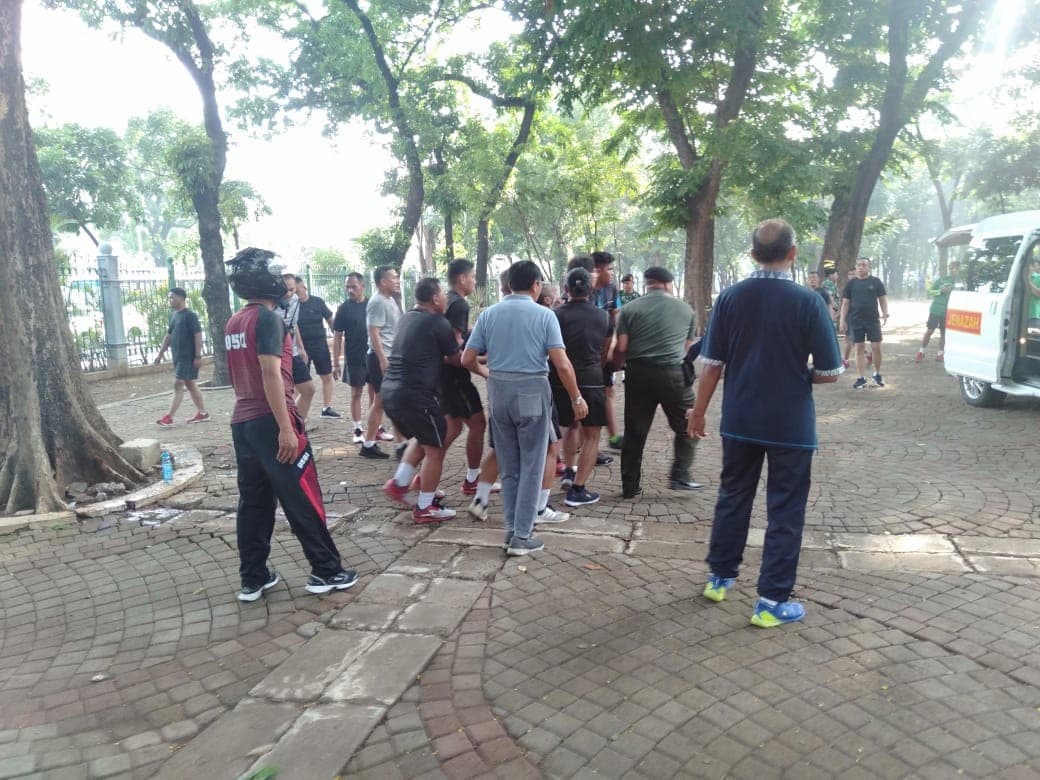 Situasi penanganan korban setelah ledakan di Monas (foto: istimewa)