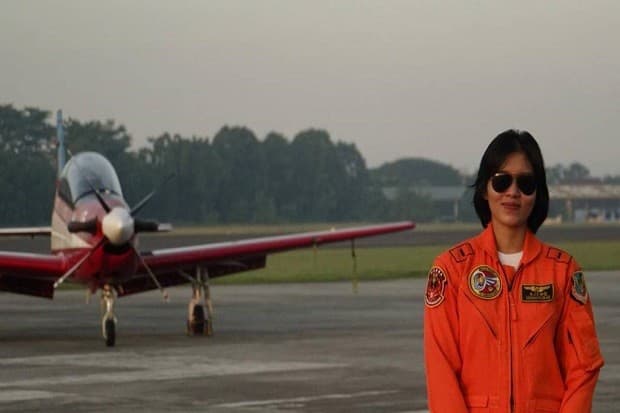 Letda Pnb Ajeng Tresna, penerbang tempur perempuan pertama TNI AU