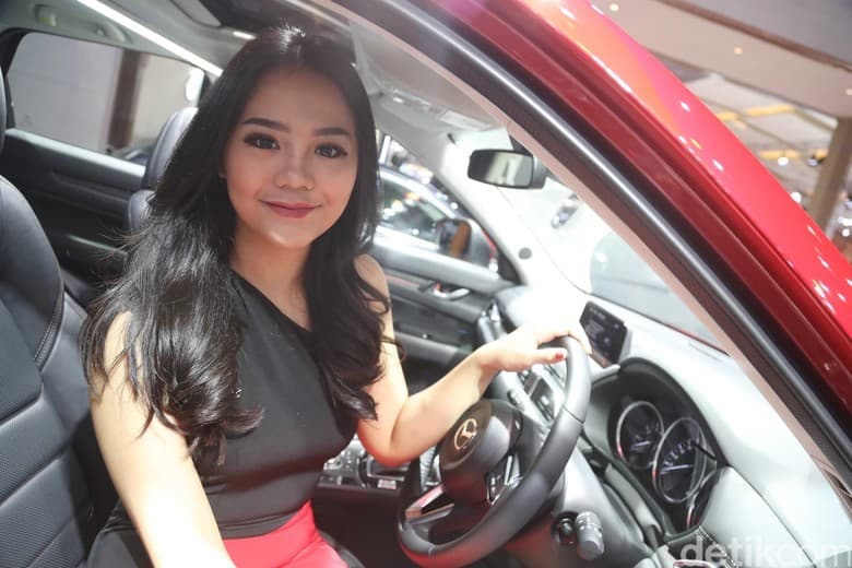 MK Putuskan Belajar Nyetir Otodidak Berhak Dapat SIM!
