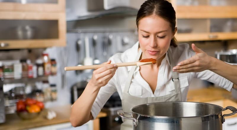 Masak di Rumah saat Physical Distancing Ternyata Banyak Manfaatnya! (Foto: Istimewa)
