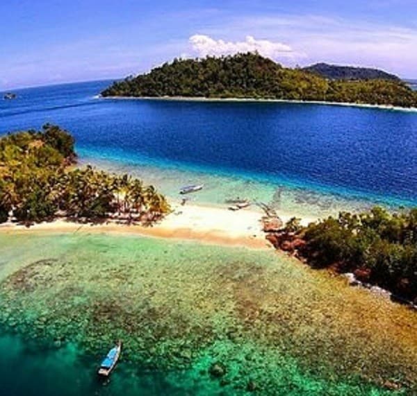  Pantai Panjang Katapiang (Foto:Tripadvisor)