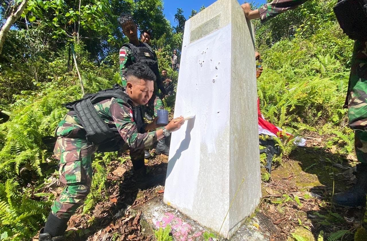 Ilustrasi patok batas negara