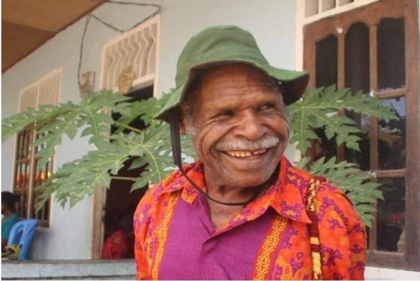 Pdt Yeremia Zanambani