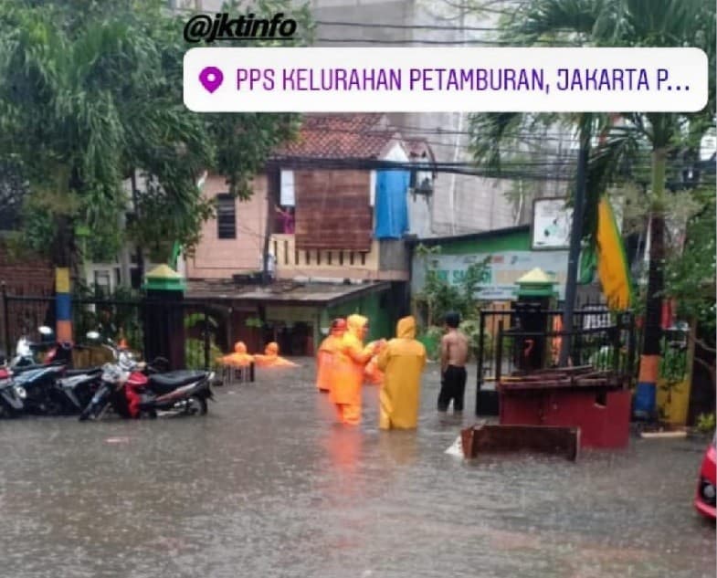Banjir di Petamburan