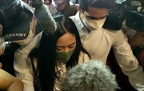 Selebgram Rachel Vennya datangi Polda Metro Jaya (Foto: Istimewa)