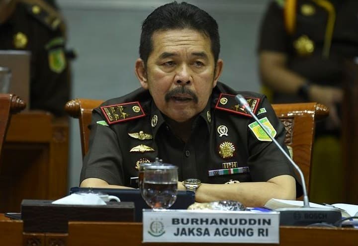 Gelar profesor ilmu hukum pidana Jaksa Agung ST Burhanuddin menuai kontroversi. (Foto: Istimewa)