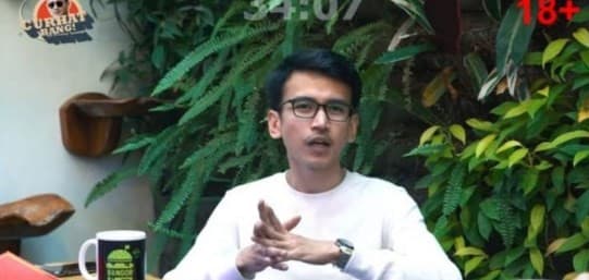 Adam Deni kembali jadi sorotan. (Foto: Istimewa)