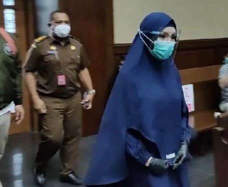 Tampilan Jaksa Pinangki saat sidang nota keberatan (Foto: Istimewa)