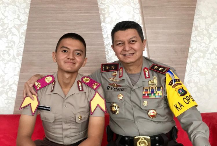 Ipda Muhammad Yudisthira dan Komjen Rycko Amelza Dahniel (Foto: Instagram @ryckoad)
