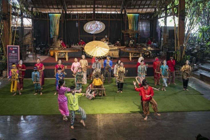 Saung Angklung Udjo dikabarkan bangkrut dan melelang asetnya. (Foto: Dok. Humas Hotel Bandung)
