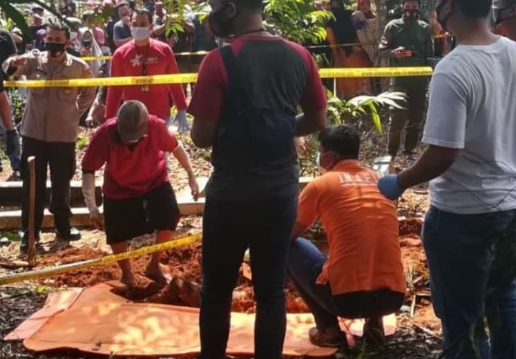 Pengakuan Orang Tua yang Kubur Anak di Lebak: Masukin Kardus, Mayat Ditekuk