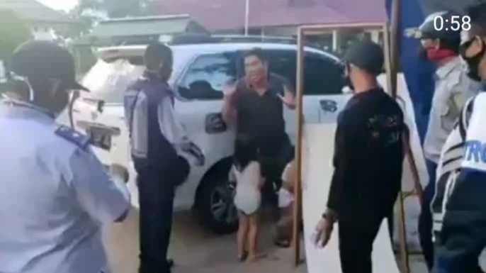 Tak sanggup beli susu, aAyah serahkan anak ke petugas PSBB (Foto:Istimewa)