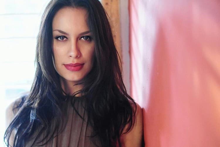 Foto Jadul Sophia Latjuba saat Jadi Aspri Hotman Paris Bikin Melongo (Foto: Istimewa)