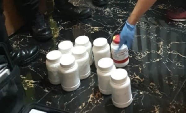 bahan peledak yang ditemukan di  sekretariat FPI (Foto: Istimewa)