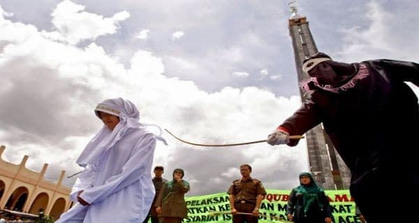 Hukum cambuk (Foto:Istimewa)