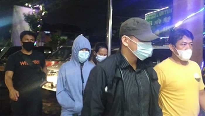 Artis ST dan MA saat ditangkap Polsek Tanjung Priok (Foto: Istimewa)