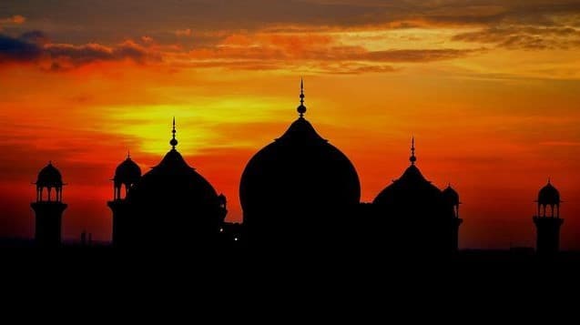 Ilustrasi Magrib