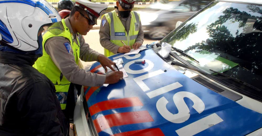Ilustrasi tilang (Foto: Polri)