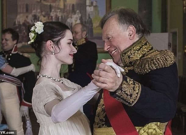 Profesor Oleg Sokolov bersama Anastasia Yeschenko (korban)/Foto: Istimewa