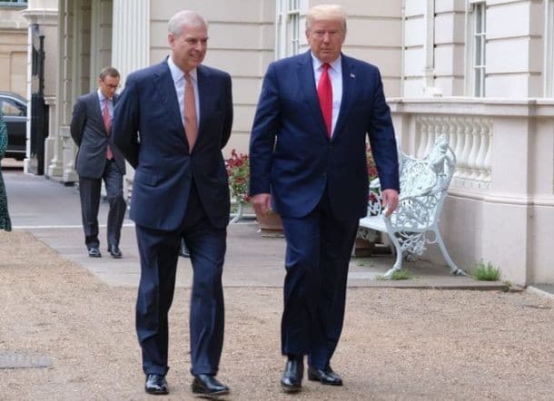 Donald Trump dan Pangeran Andrew berjalan-jalan di Westminster Abbey (Foto:Istimewa)