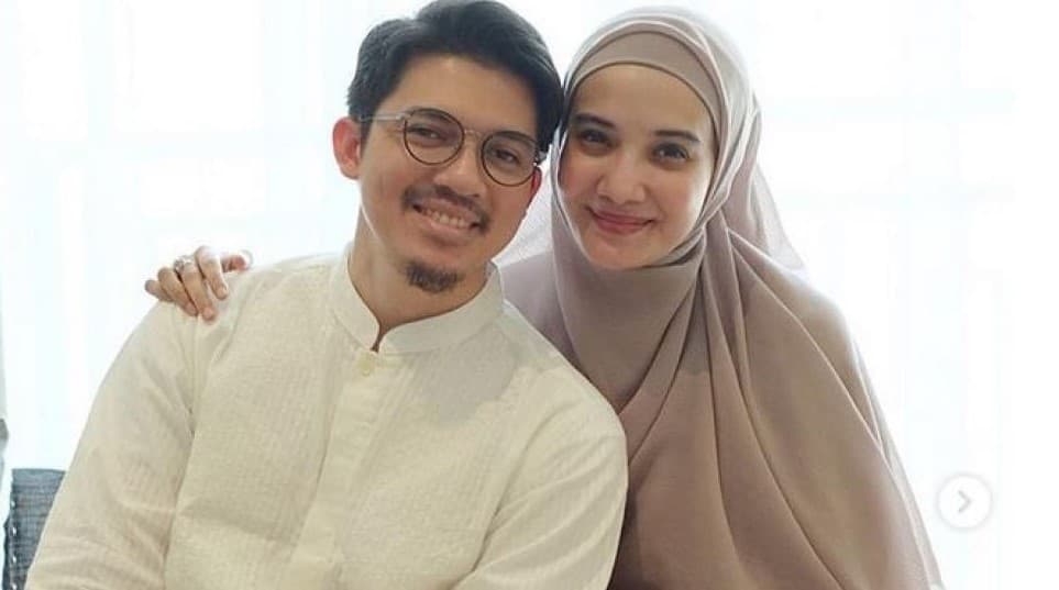 Irwansyah dan Zaskia Sungkar