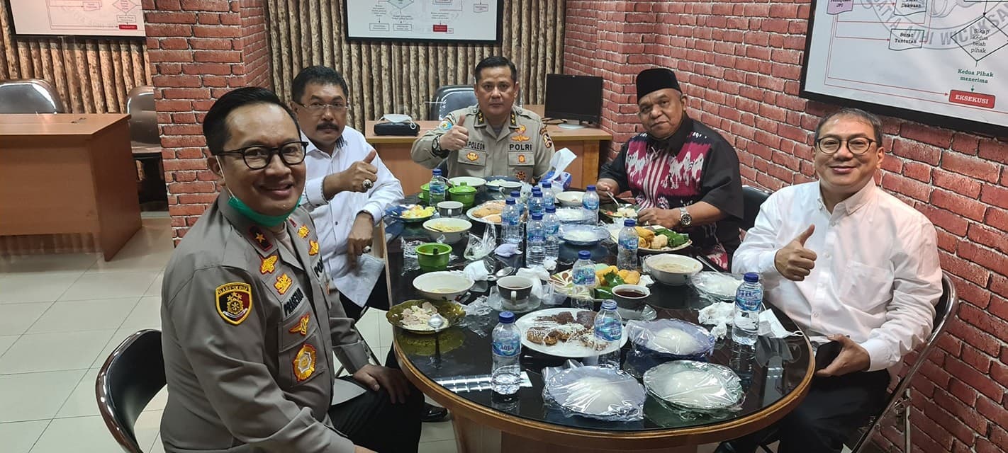 Dokumen istimewa