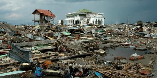 Ilustrasi tsunami Aceh (Foto: Istimewa)
