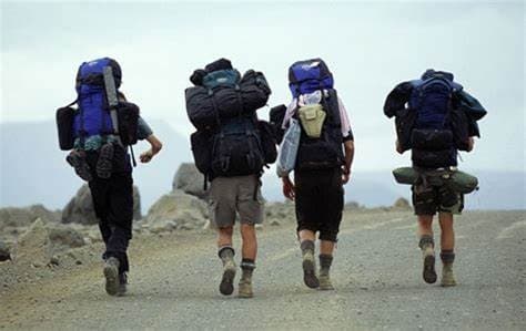 Ilustrasi liburan ala backpacker (Foto: Istimewa)