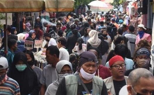 Pasar yang ramai jelang lebaran (Foto:Istimewa)