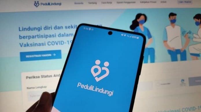 Penggunaan aplikasi PeduliLindungi (Foto: Ilustrasi)