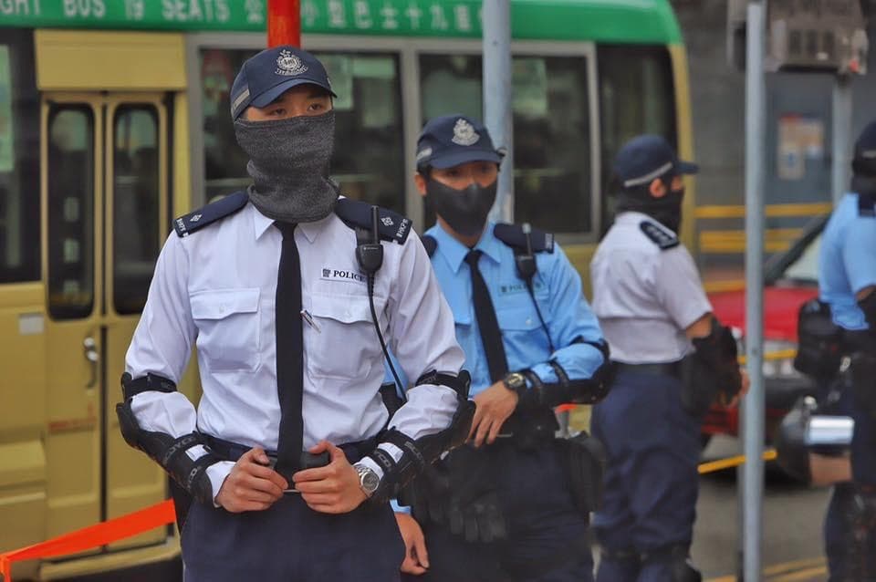 Polisi Hong Kong Gunakan Masker (Foto:Istimewa)