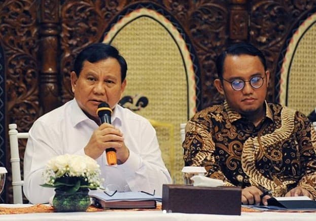 Prabowo Subianto telepon Menhan AS  