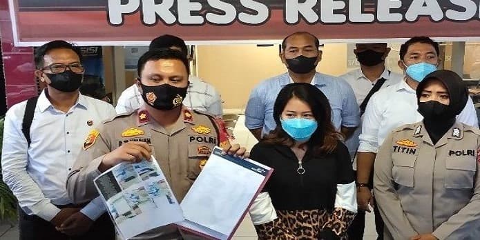Selebgram Alnaura Karima ditangkap polisi atas kasus penipuan. (Foto: Istimewa)