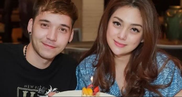 Stefan William buat pernyataan usai resmi bercerai dari Celine Evangelista. (Foto: Istimewa)