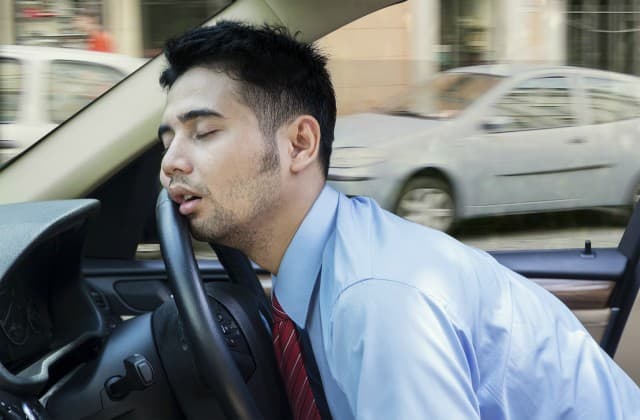 Ilustrasi tertidur di mobil (Foto:Istimewa)