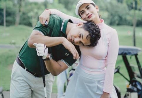 Vanessa Angel bersama suami. (Foto: Instagram)
