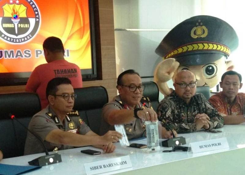 Dua Tersangka Penyebar Hoax Server KPU Tidak Saling Kenal