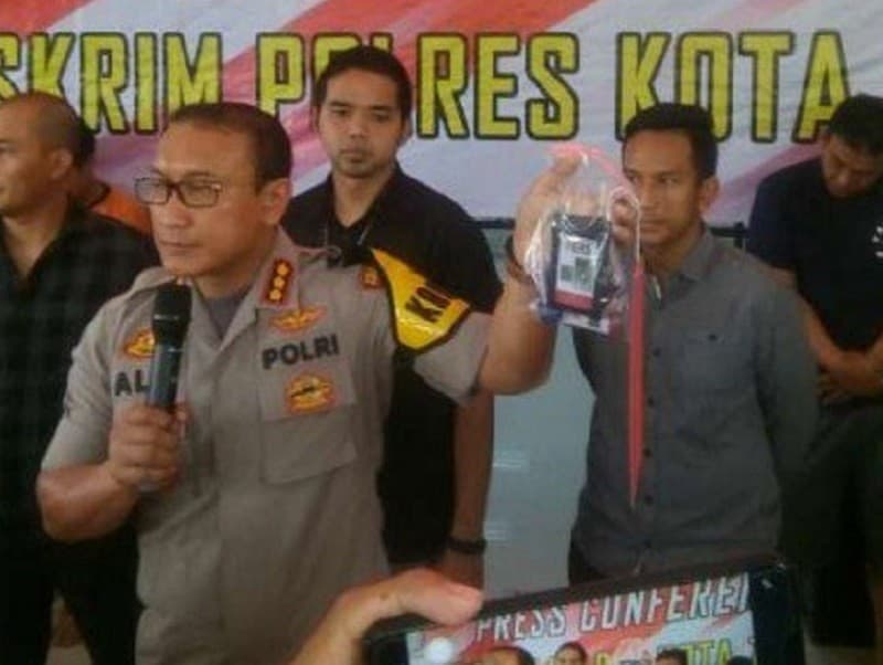 Mengaku Penyidik Tipikor, 3 Oknum Wartawan Peras Kepala Desa